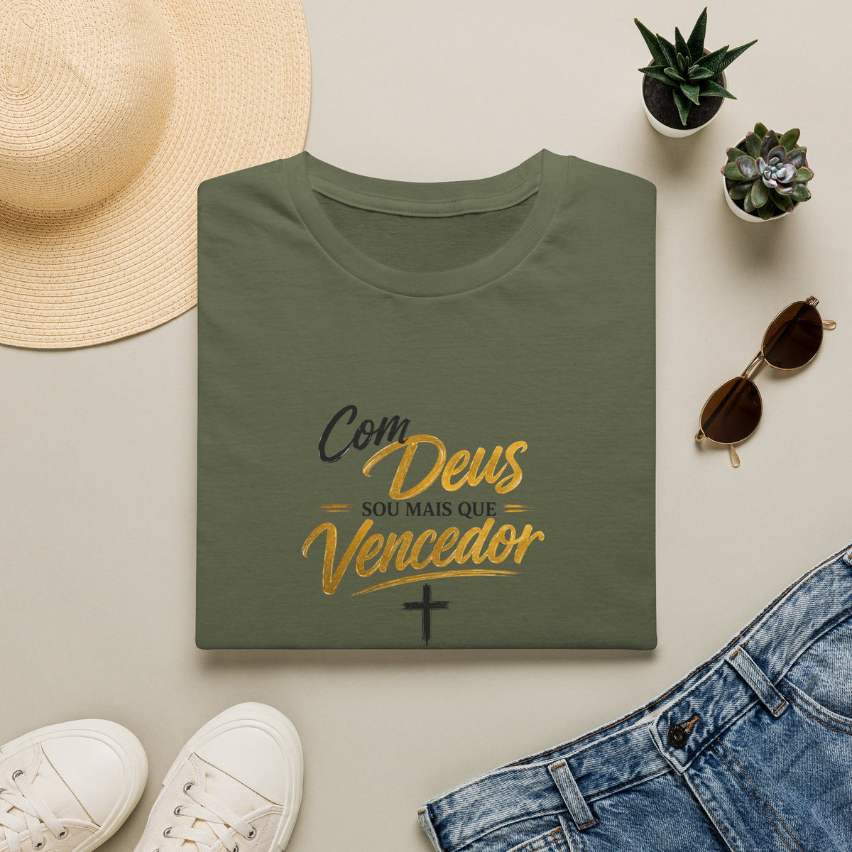 T‑Shirt — "Com Deus Sou Mais Que Vencedor"