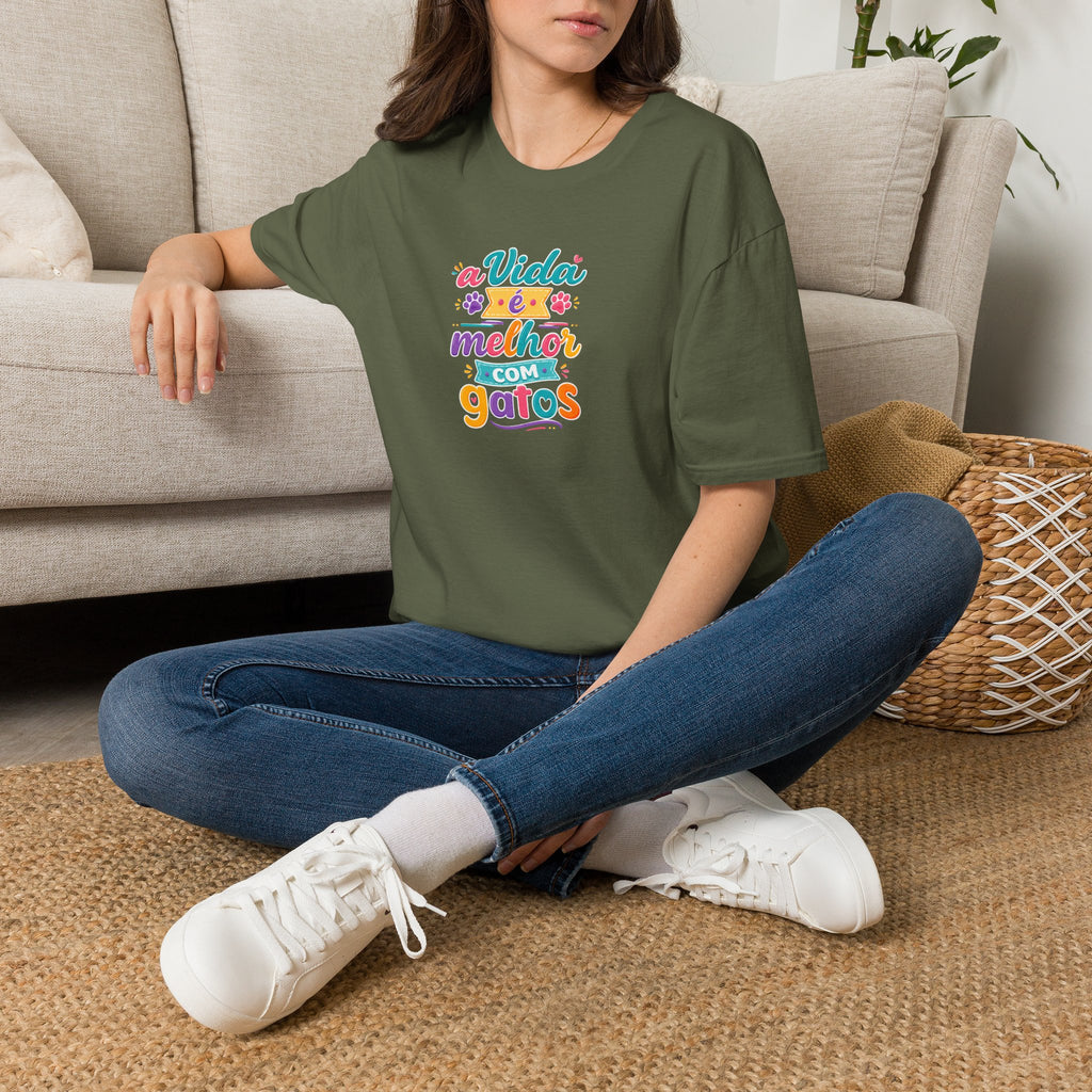 T‑Shirt — "A Vida é Melhor com Gatos"