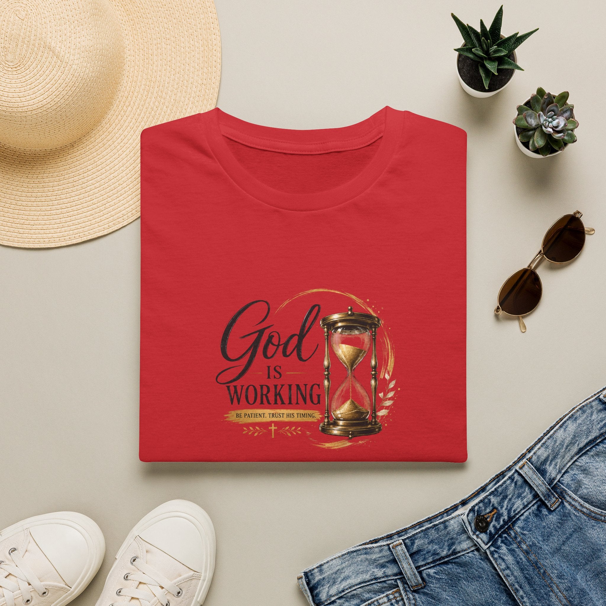 T-Shirt "God Is Working"