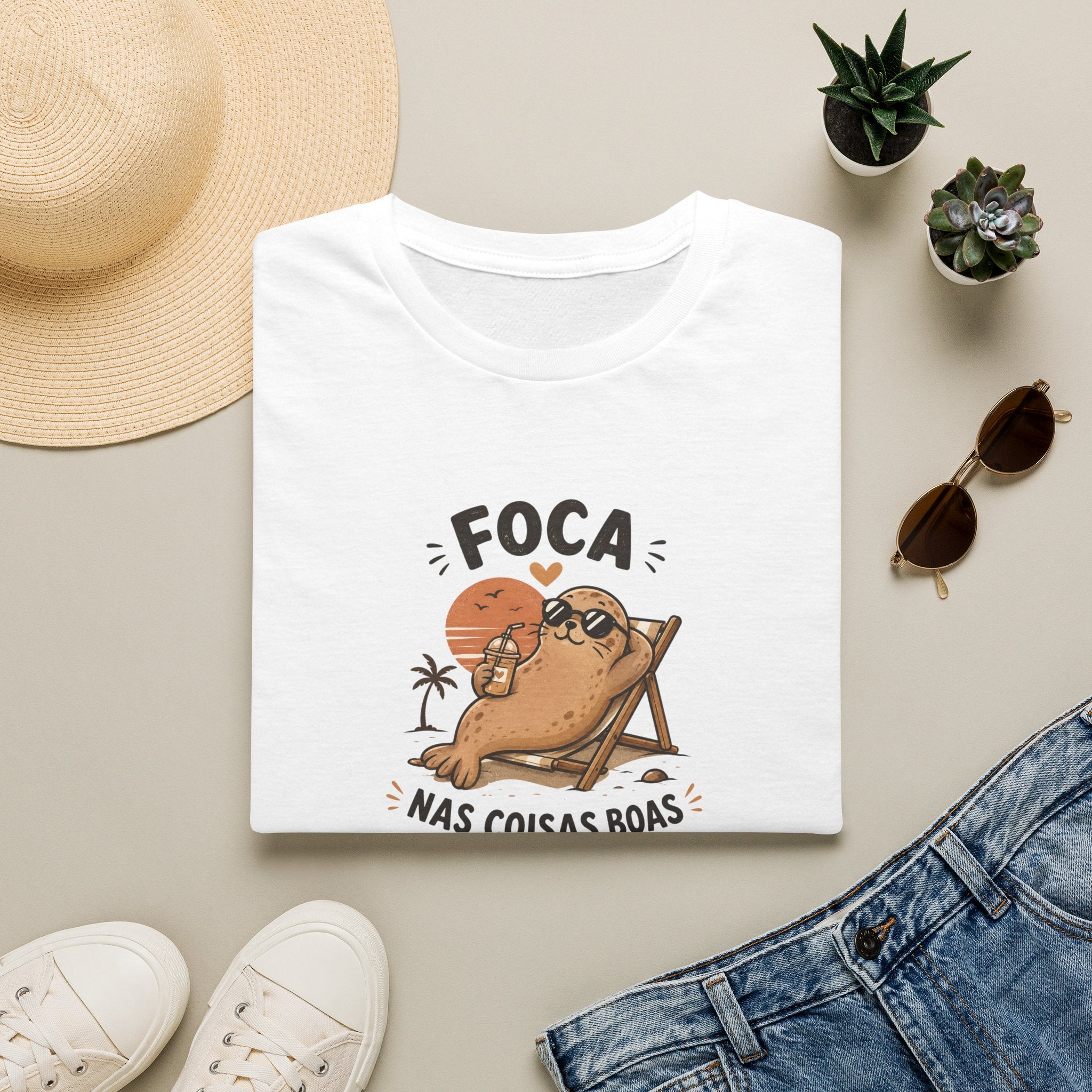T-Shirt — "Foca nas Coisas Boas"
