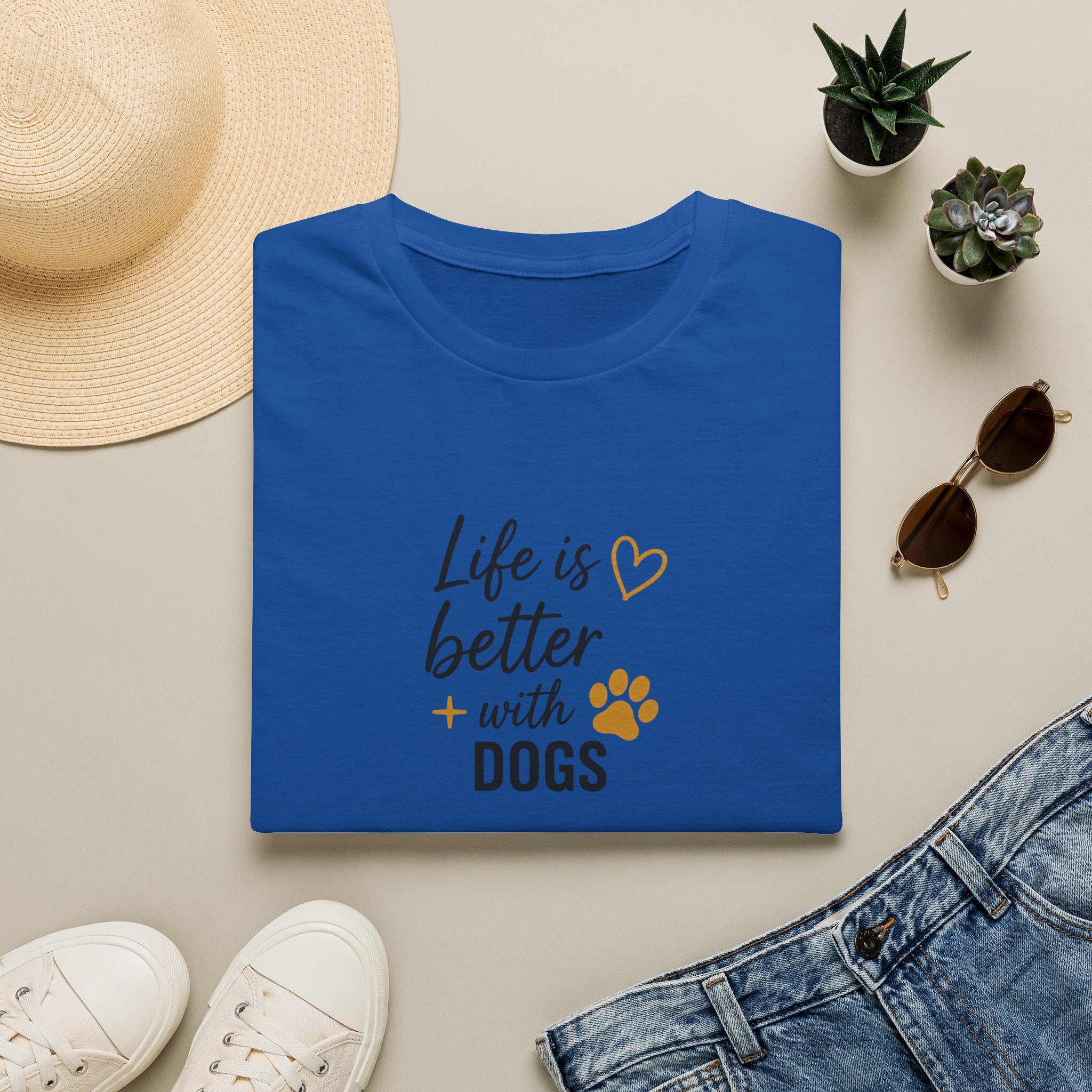 T-Shirt "Life Is Better With Dogs"