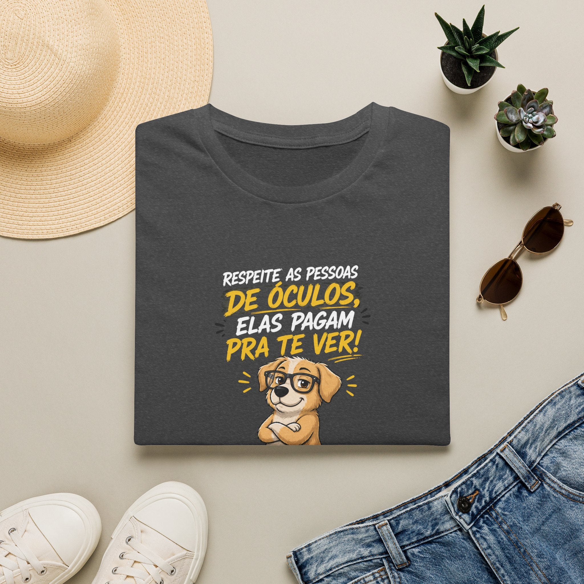 T-Shirt — "Respeite as Pessoas de Óculos, Elas Pagam Pra Te Ver!"