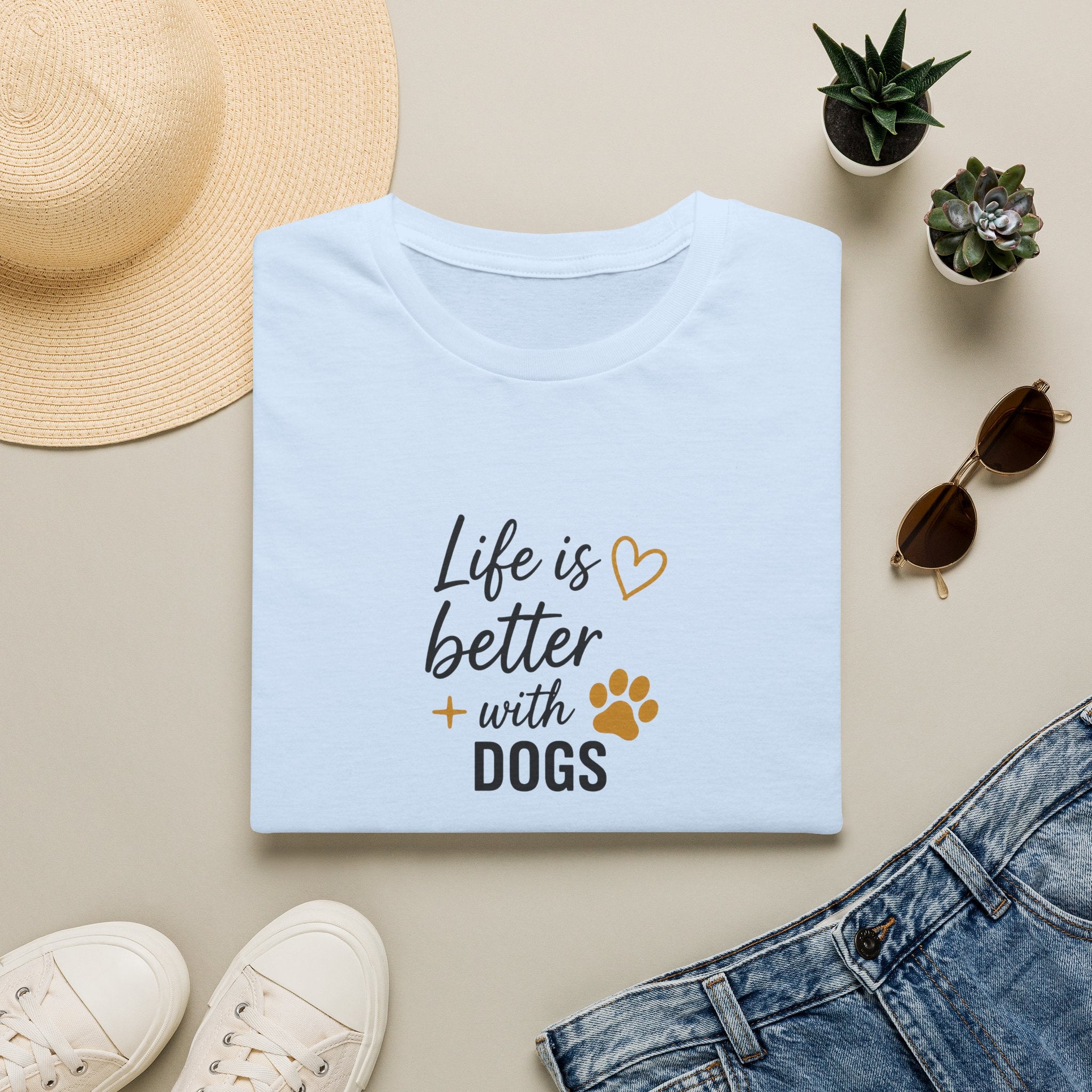 T-Shirt "Life Is Better With Dogs"