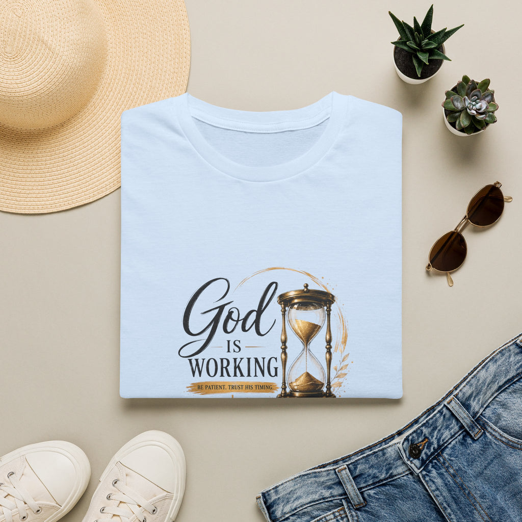 T-Shirt "God Is Working"