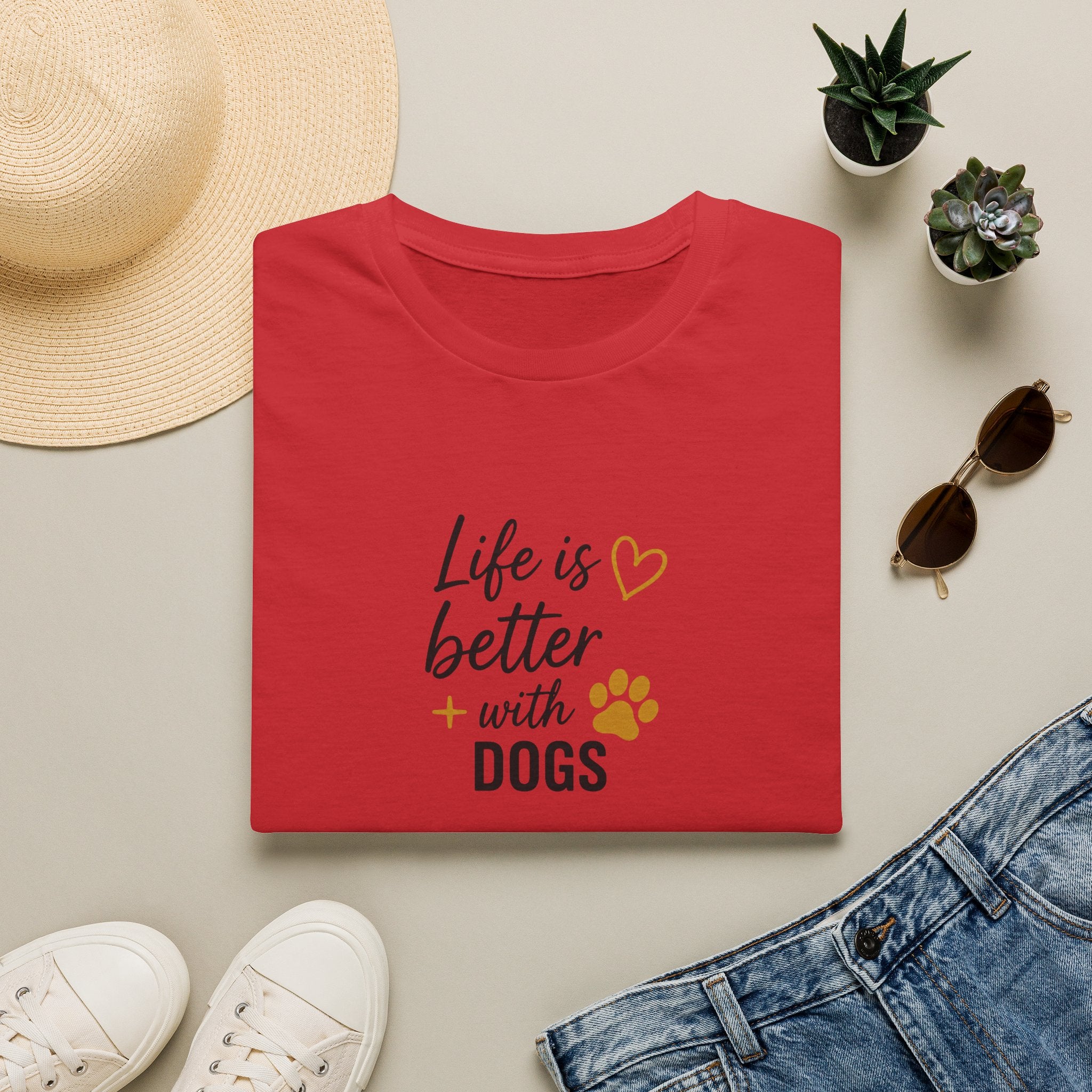 T-Shirt "Life Is Better With Dogs"