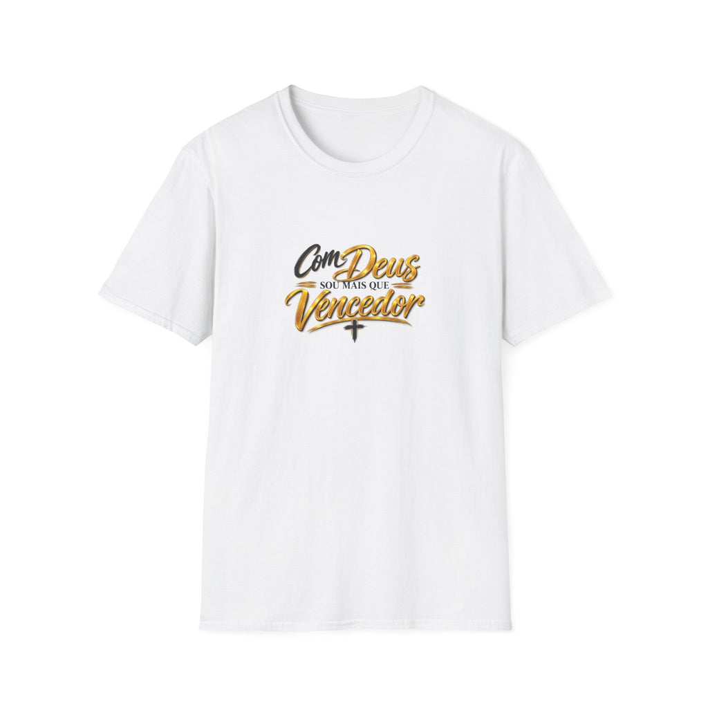 T-Shirt — "Com Deus sou mais que Vencedor" Christian Faith Graphic Tee