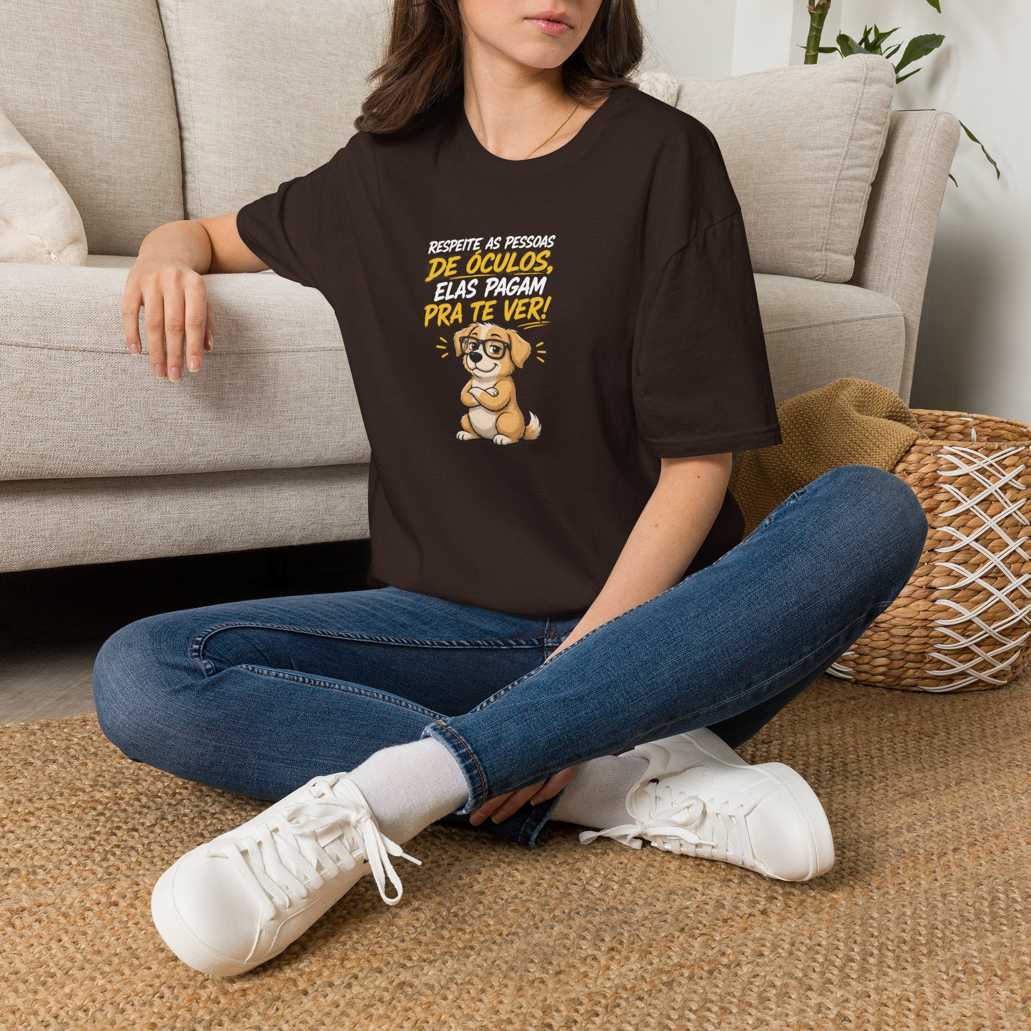T-Shirt — "Respeite as Pessoas de Óculos, Elas Pagam Pra Te Ver!"