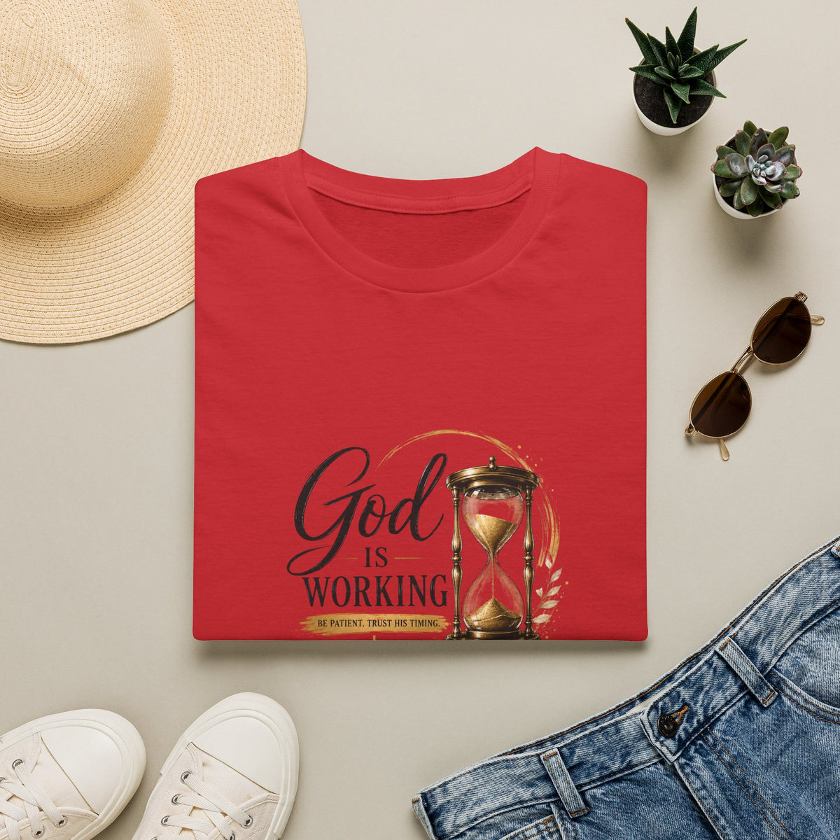 T-Shirt "God Is Working"
