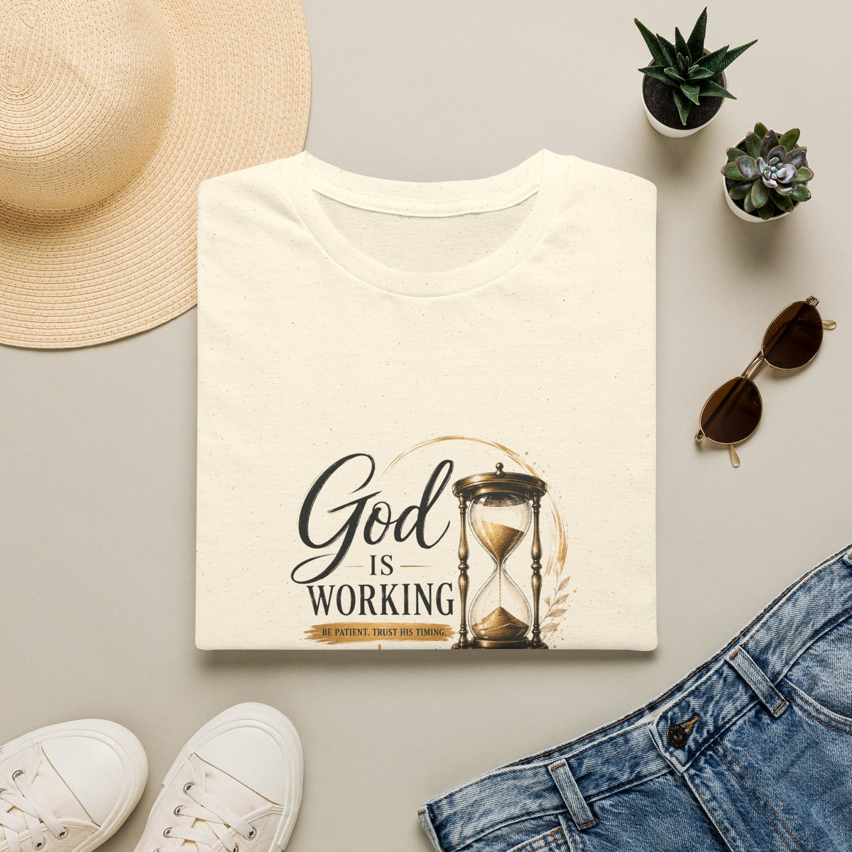 T-Shirt "God Is Working"