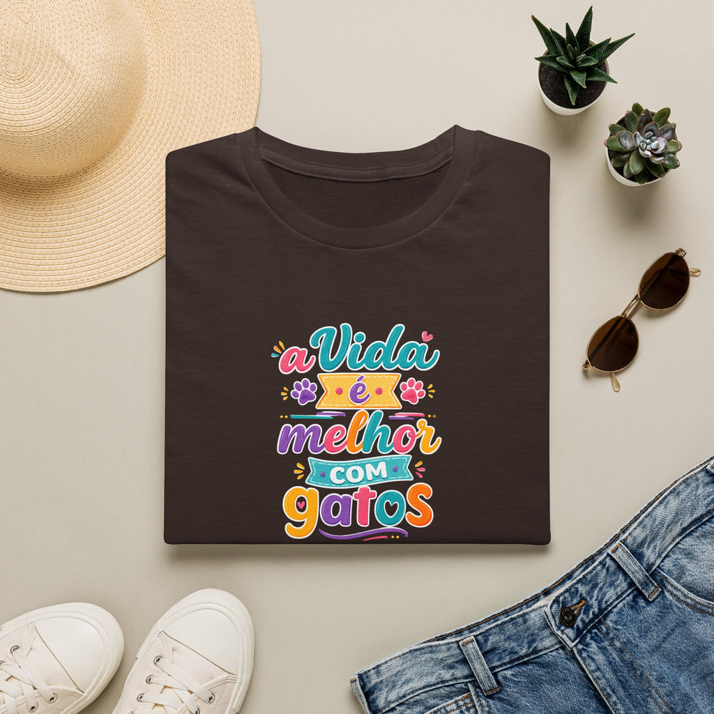 T‑Shirt — "A Vida é Melhor com Gatos"